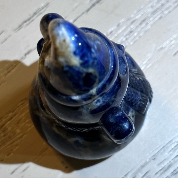 Sodalite snowman gemstone metaphysical sculpture - Picture 8 of 13